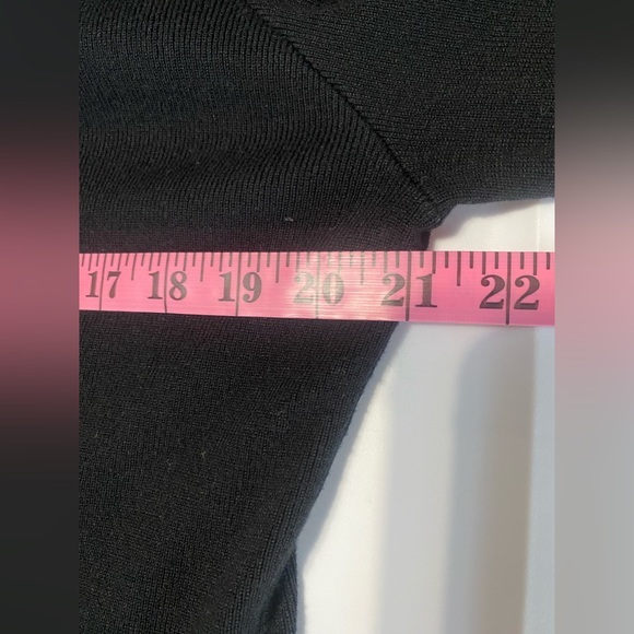 Fontana black and‎ white long sweater button down - Picture 9 of 10